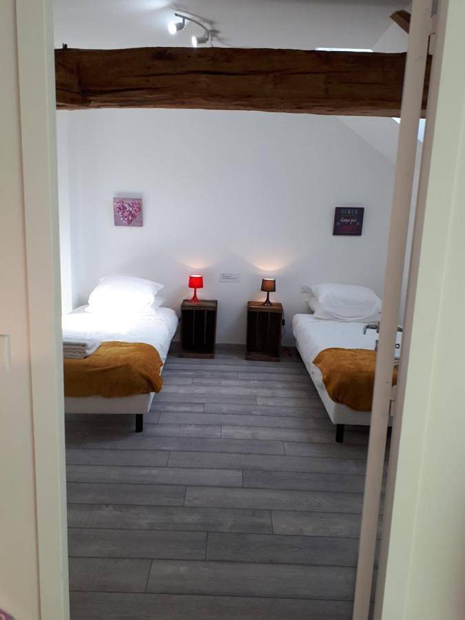 Two-Bedroom House in Doué-la-Fontaine, Vallée de la Loire
