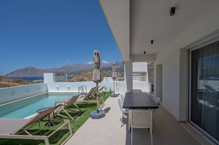 Ferienhaus für 7 Personen, mit Meerblick und Balkon sowie Terrasse in Plakias