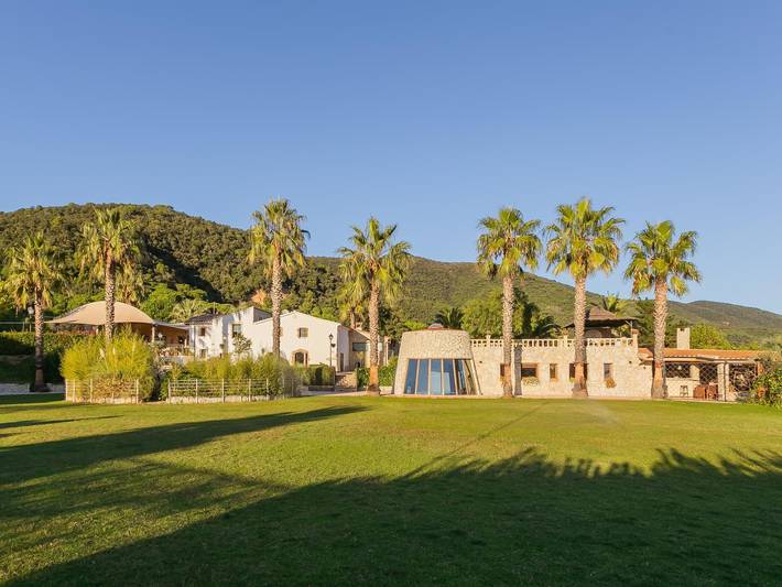 Casa rural para 18 personas, con Vistas al mar y Terraza además de Jardín y Piscina en Canet de Mar - 4