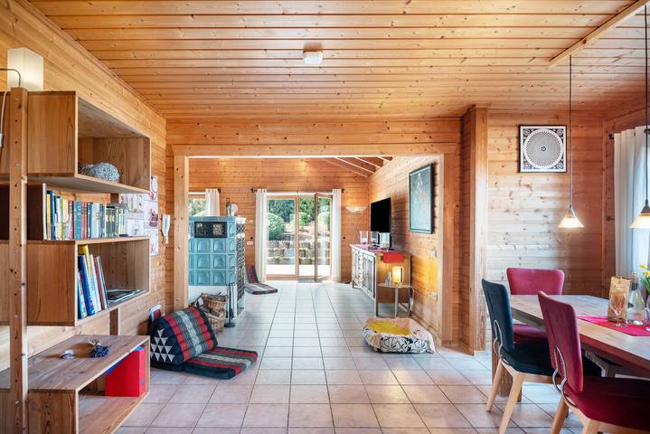 Ferienhaus für 6 Personen, mit Balkon und Garten