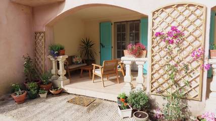 Gîte pour 4 personnes, avec jardin et terrasse à Spéracèdes
