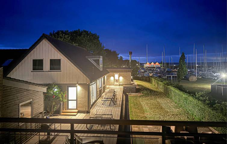 Ferienhaus für 25 Personen mit Garten in Årøsund, Hadersleben
