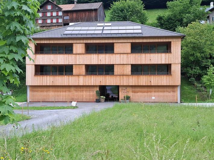 Ferienwohnung für 2 Personen, mit Balkon und Sauna sowie Ausblick in Mellau
