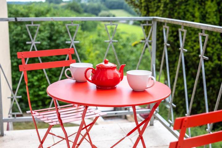 Location de vacances pour 7 personnes, avec piscine ainsi que balcon et jardin à Badefols-d'Ans - 4