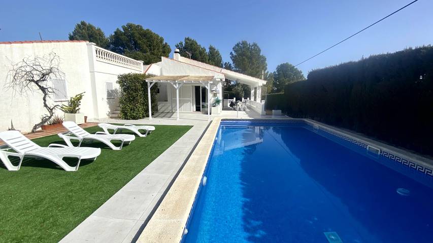 Casa rural para 6 personas, con Terraza y Jardín en Vandellós y Hospitalet del Infante - 2