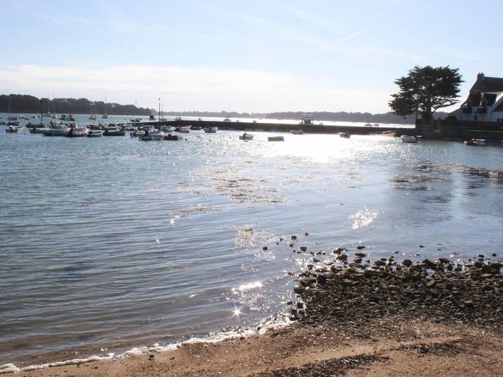 Location de vacances pour 6 personnes, avec terrasse dans Plage de Locmiquel - 2