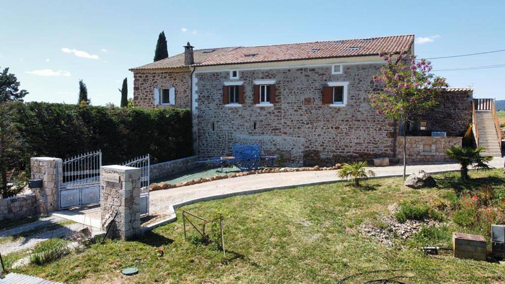 Three-Bedroom Home in Vinezac, Ardèche