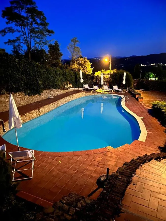 Villa per 12 persone, con giardino e piscina nonché panorama - 1