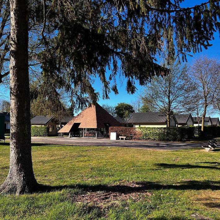 Camping pour 4 personnes, avec jardin et vue