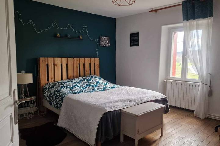 Location de vacances pour 8 personnes, avec jardin et terrasse à Sardent - 2