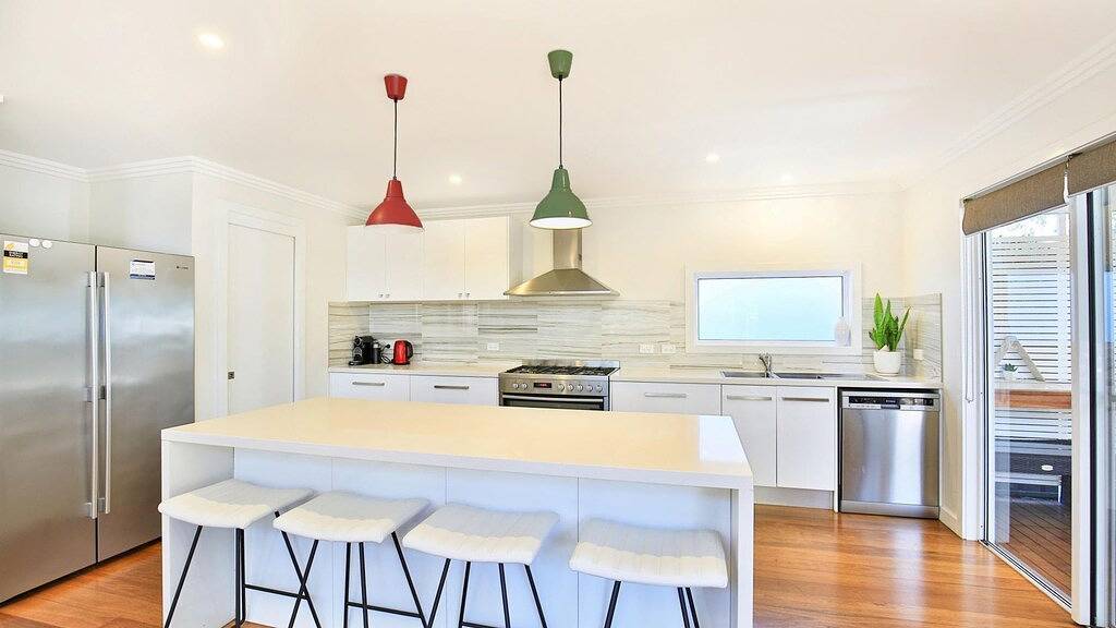 Beruhigende Gewässer, Jervis Bay - Haustierfreundlich - 3 Minuten zu Fuß zum Strand, Schwimmbad in Callala Beach, Jervis Bay