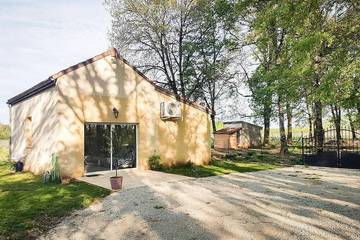 Gîte pour 2 personnes, avec jardin, animaux acceptés à Vire-sur-Lot