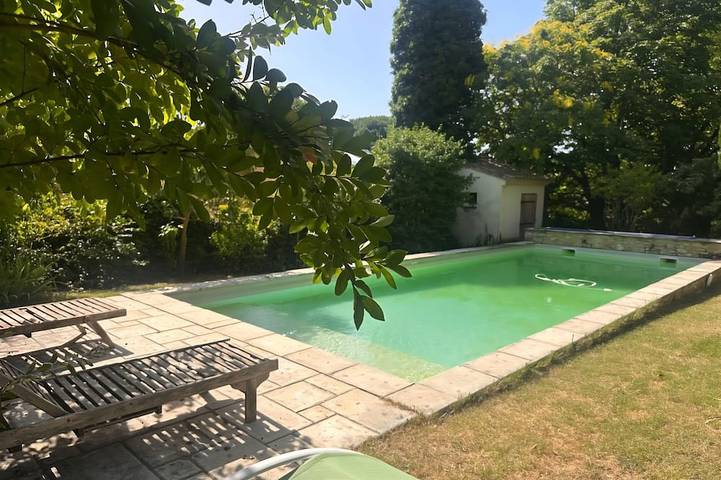 Gîte pour 5 personnes, avec jardin à Sauzet - 4