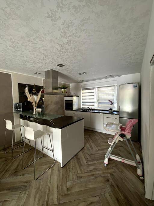 Villa mit pool für 5 Personen, mit Garten und Ausblick sowie Pool, mit Haustier in Nordrhein-Westfalen - 4