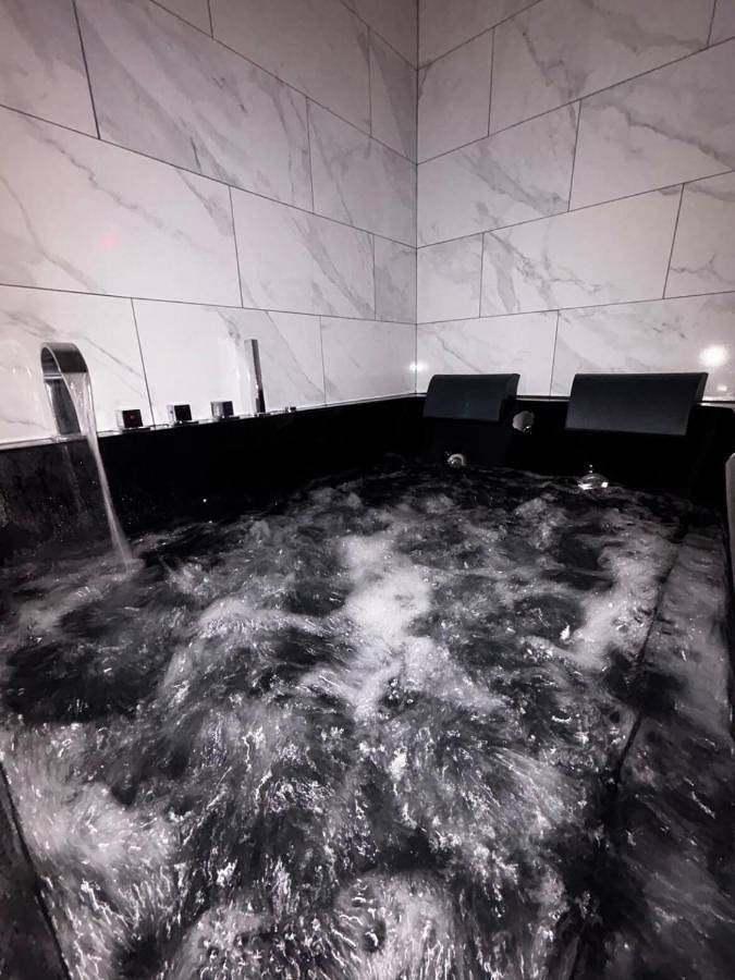 Gîte pour 2 personnes, avec Jacuzzi à Arbouans - 4