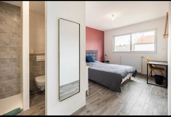 Location de vacances pour 13 personnes, avec terrasse à Cholet - 2