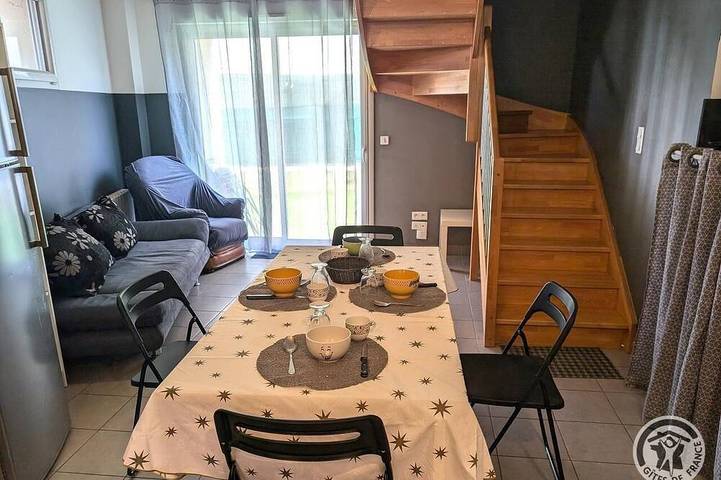 Location de vacances pour 6 personnes, avec Jardin à Toussieu