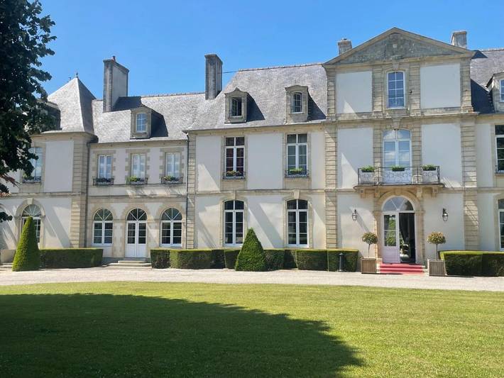 Hôtel pour 2 personnes, avec jardin et sauna ainsi que vue et piscine, animaux acceptés à Sully - 4