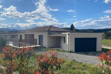 Location de vacances pour 6 personnes, avec piscine à Les Assions