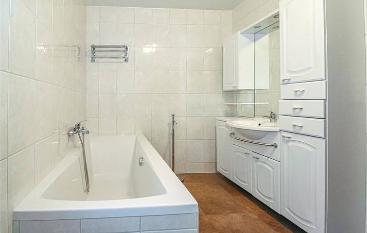 Ganze Ferienwohnung, Gemütliche 1-Zimmer-Wohnung in der Nähe von Skiliften und Fluss, mit WLAN und Küche in Vordernberg, Östliche Obersteiermark