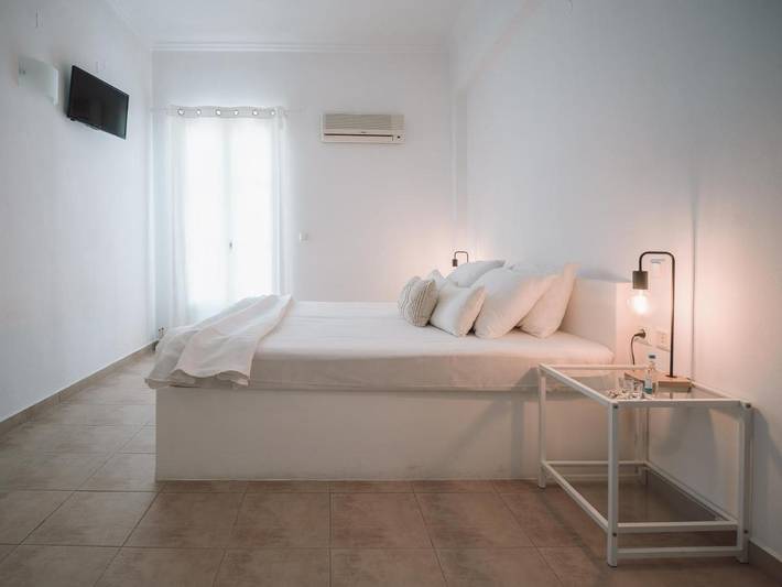 Maison d’hôte pour 2 personnes, avec jardin et balcon dans Syros - 3