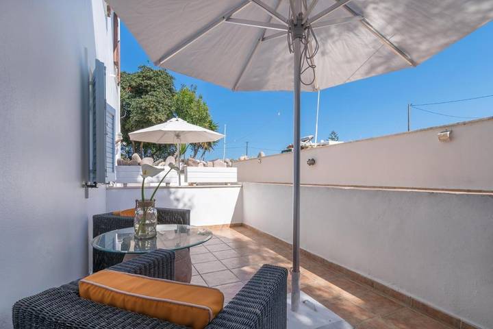 Appartement de vacances pour 3 personnes, avec terrasse et jardin