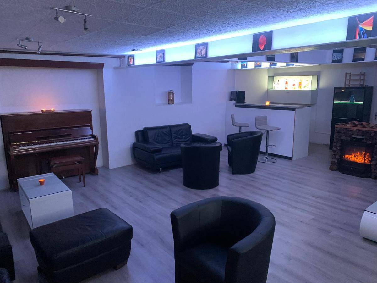 Ganze Wohnung, Ferienwohnung für 3 Personen mit Whirlpool in Flüelen, Vierwaldstättersee