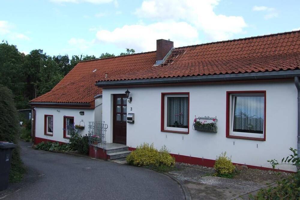 Großzügige Ferienwohnung mit Balkon (Seeblick), Garten und direktem Seezugang in Ascheberg (Holstein), Südliche Ostseeküste