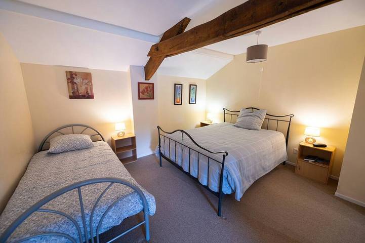 Gîte pour 5 personnes, avec piscine et jardin à Montreuil-Bellay - 4