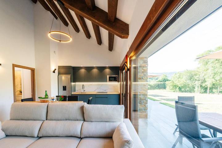Chalet para 4 personas, con Terraza además de Jardín y Vistas en Gijón
