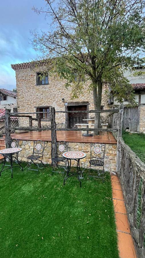 Casa de vacaciones para 14 personas, con terraza y jardín, Se admiten mascotas en Comarca de Soria - 3