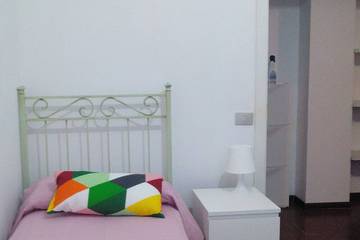 Villa for 4 Guests in Siena, Via Francigena, Picture 3