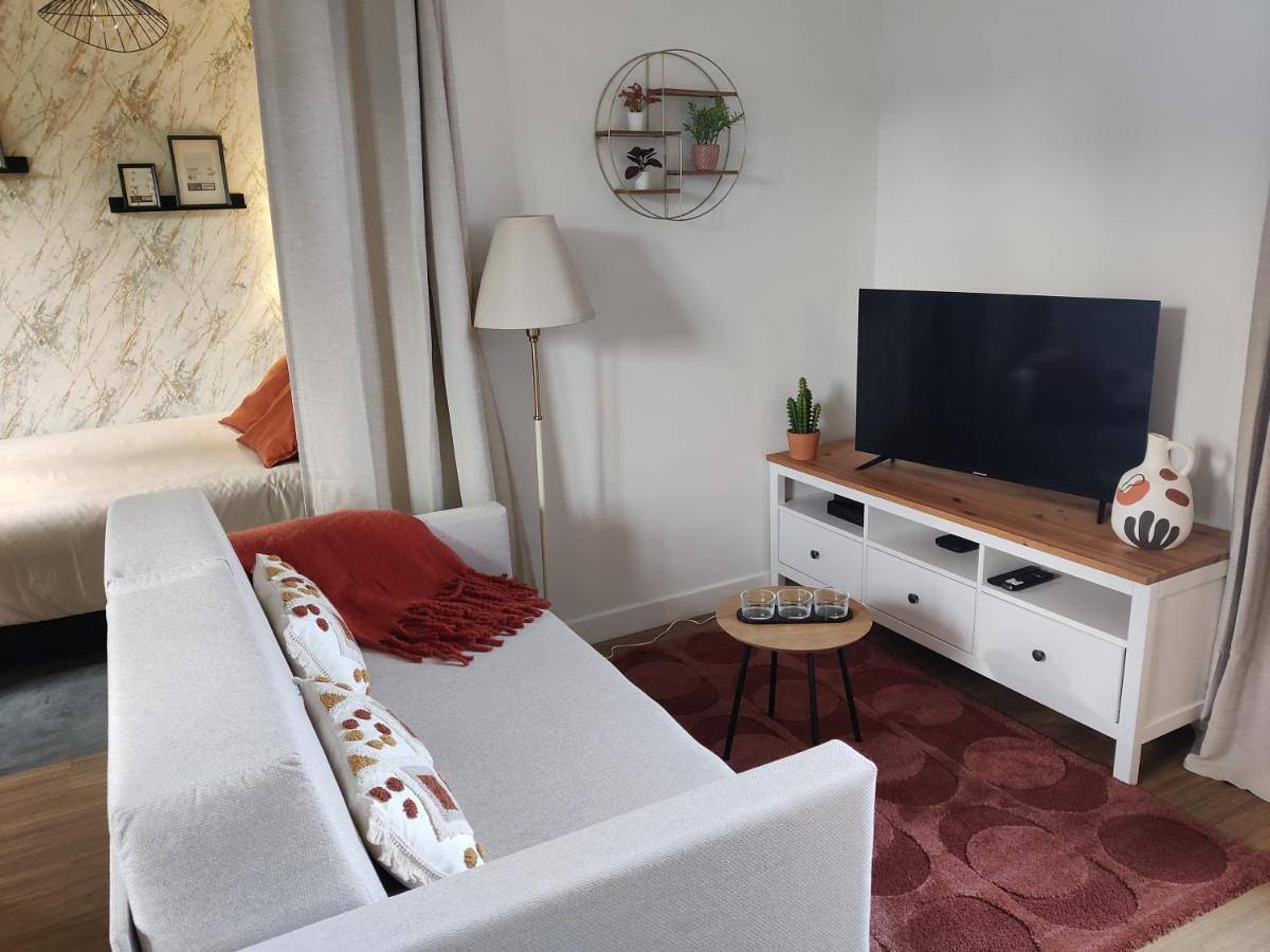 Appartement entier, One-Bedroom Apartment in Feuquières, Oise