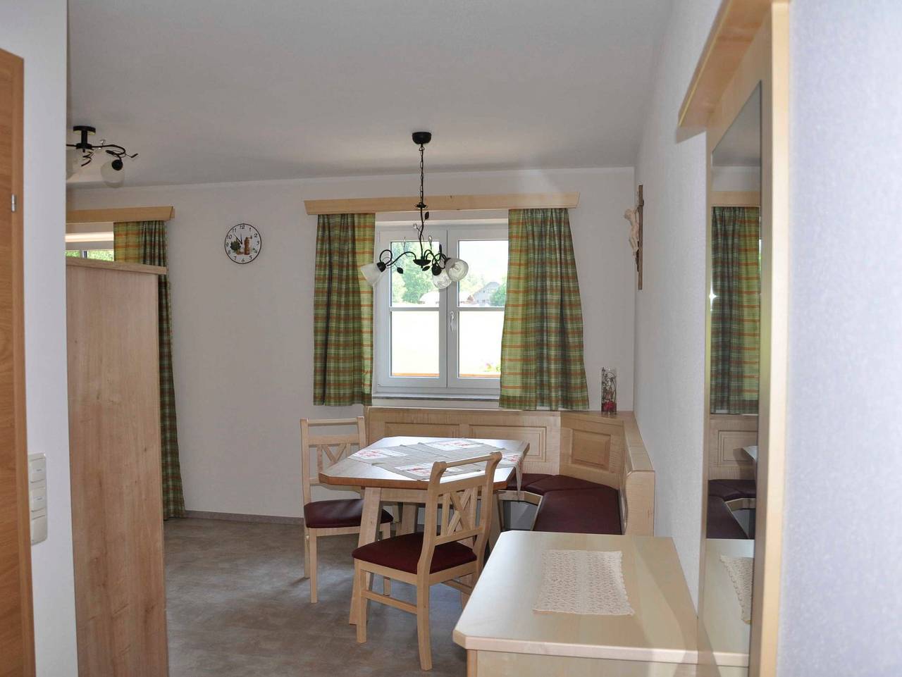 Ganze Ferienwohnung, Maislbauer - Ferienwohnung Leonsberg in Sankt Wolfgang im Salzkammergut, Traunviertel