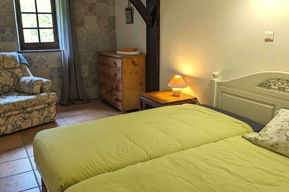 Im Herzen des Périgord Noir in der Nähe von Limeuil in Urval, Périgord Pourpre