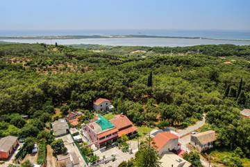 Holiday Apartment for 8 People in Corfu, Greece, Photo 1