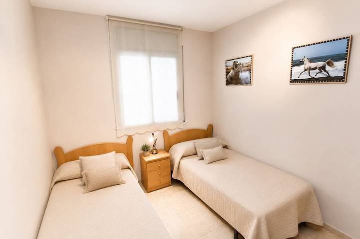 Appartement entier, Roura Apartment - Plage 100m in La Pineda, Vila-seca