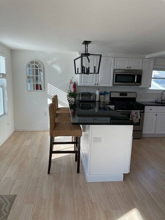 Luxury Lavallette beach block home steps from ocean! Sleeps 13 in Toms River, Ocean County
