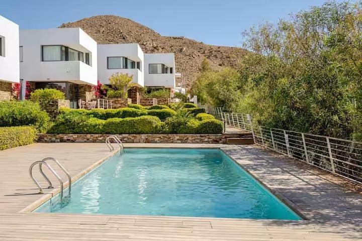 Casa rural para 10 personas, con Balcón y Terraza además de Jardín y Piscina en Agua Amarga