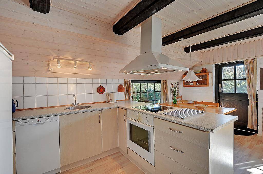 Holiday home with good wind protection and close to the dunes - Only 300 m to the beach! in Ulfborg, Holstebro Region