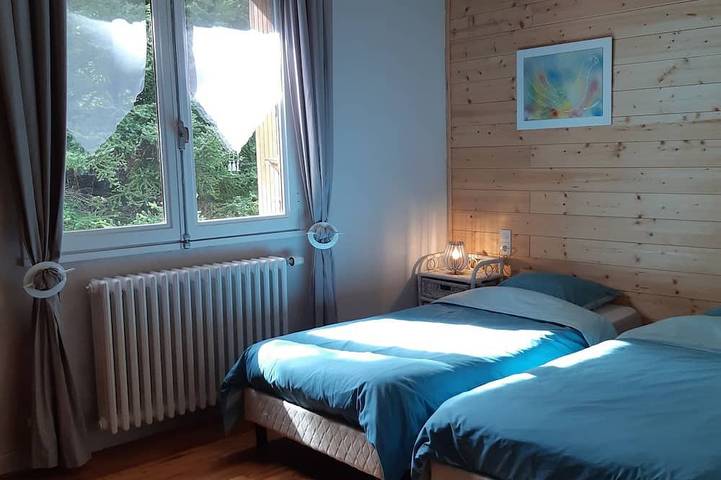 Gîte pour 5 personnes, avec terrasse ainsi que jardin et piscine, animaux acceptés dans Pic de Céüse - 2