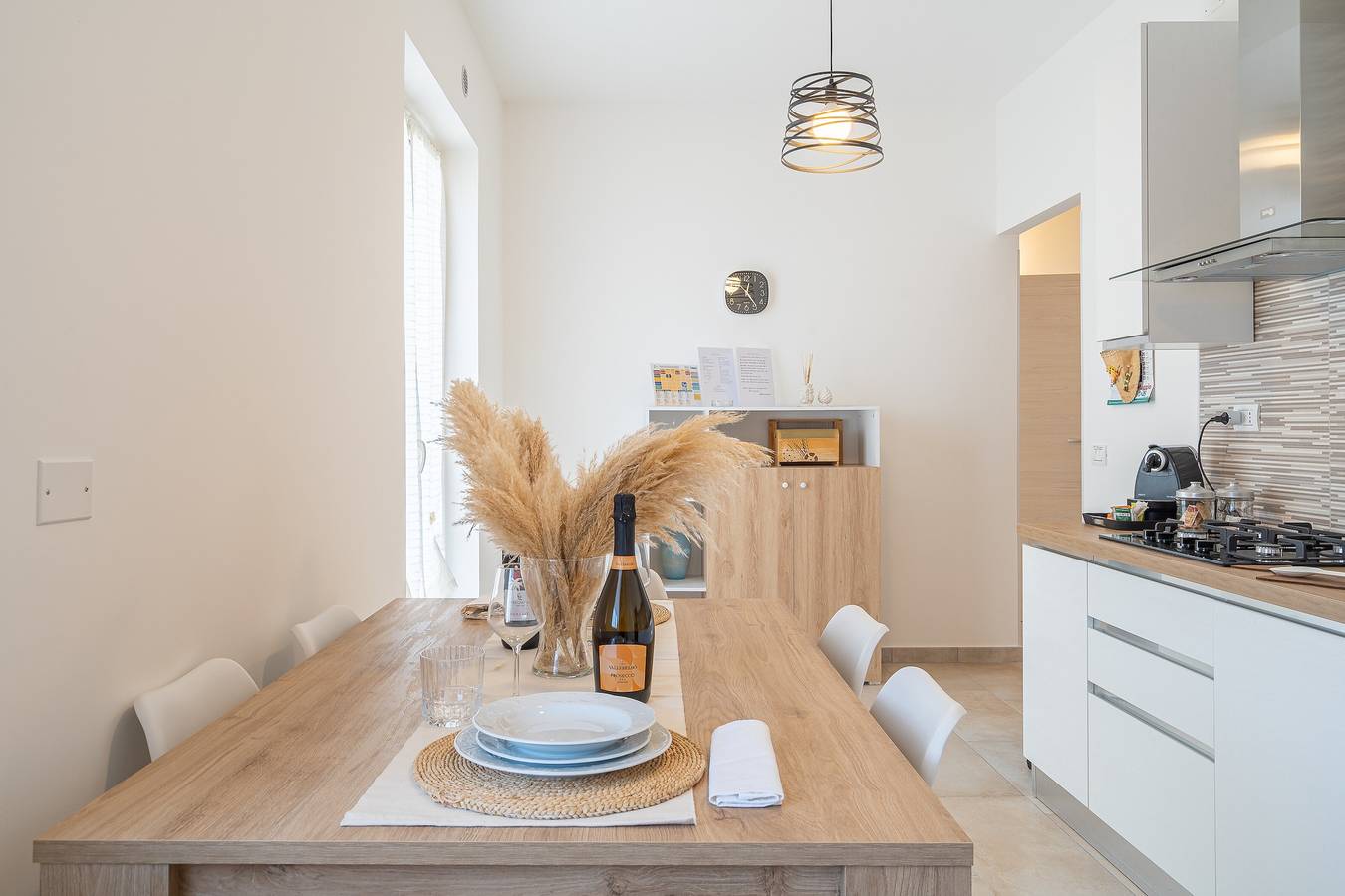 Apartamento entero, Apartamento 'Casa Alejandra A Pachino Centro' con balcón, Wi-Fi y aire acondicionado in Pachino, Provincia de Siracusa