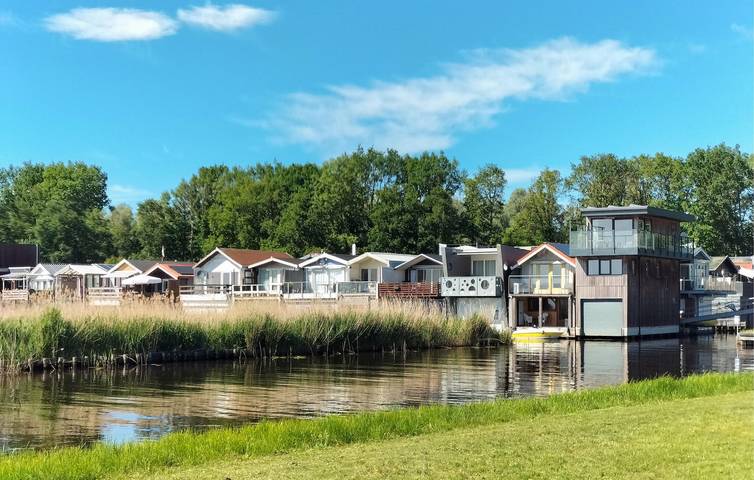 Ferienhaus für 6 Personen mit Terrasse in Hoogezand-Sappemeer, Groningen und Umgebung