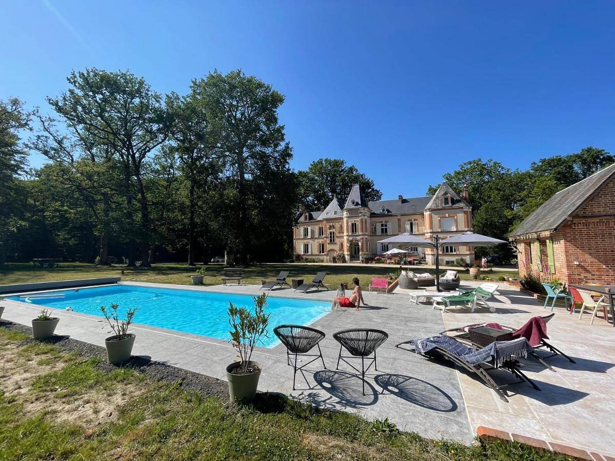 Double Room with Lake View in Villeny, Sologne