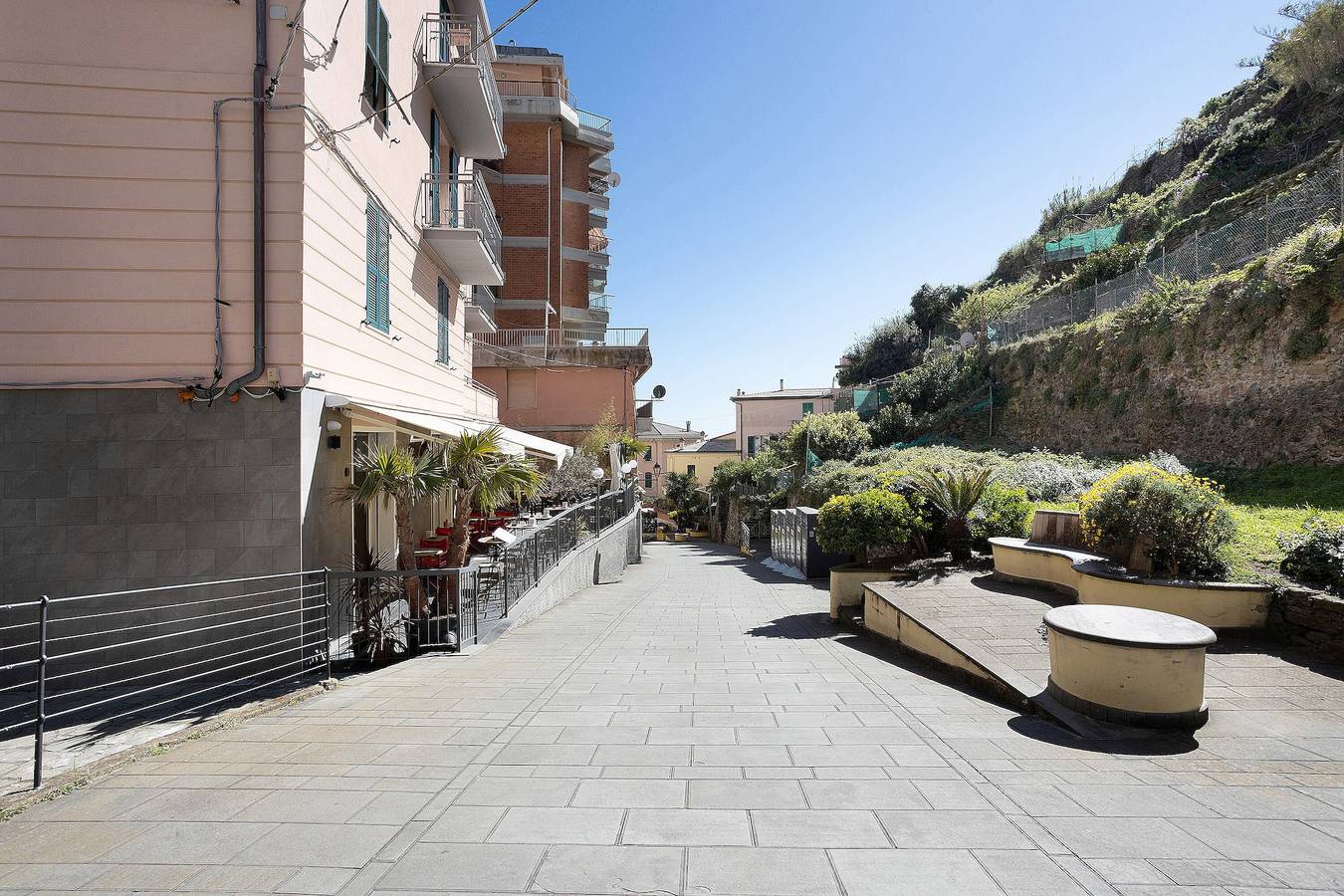 Appartamento intero, Appartamento 'Verde' con vista mare, Wi-Fi e aria condizionata in Riomaggiore, Comune di Riomaggiore