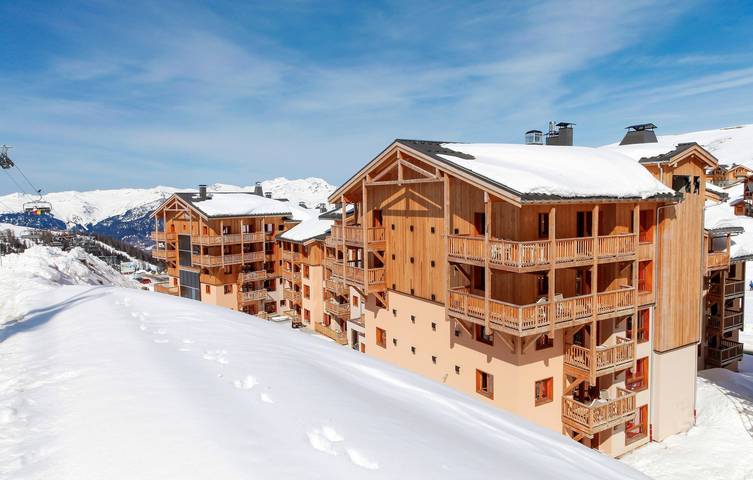 Appartement de vacances pour 4 personnes, avec sauna ainsi que jacuzzi et balcon