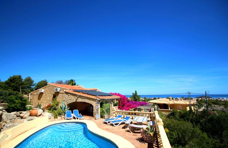 Casa rural para 6 personas, con terraza y jardín en Dénia