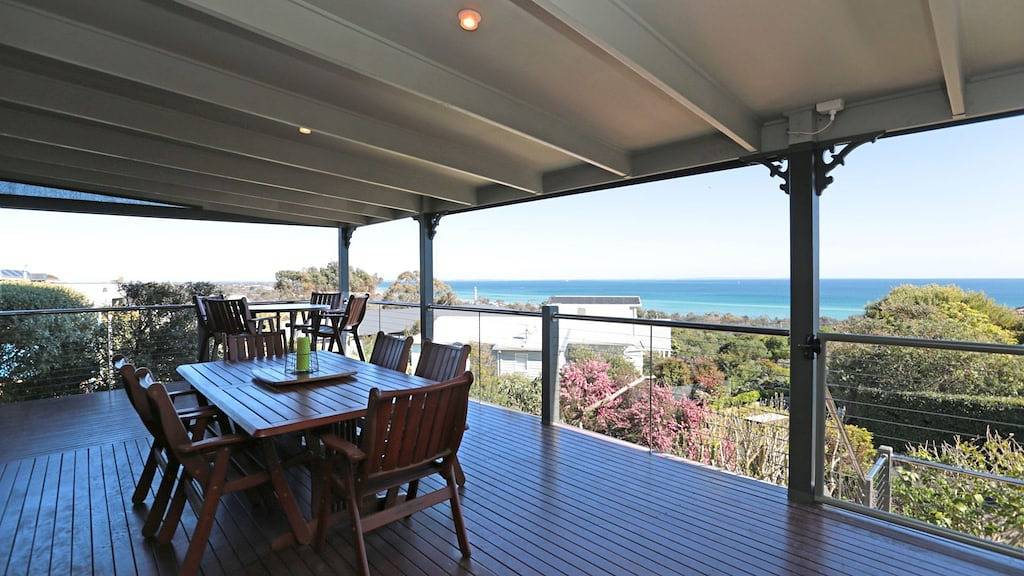 Bay Views On Browne Mccrae in McCrae, Mornington Peninsula