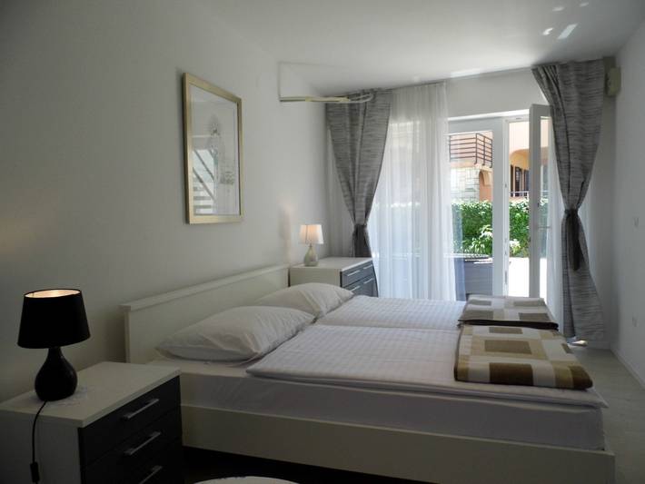 Ferienwohnung für 2 Personen, mit Garten - 1