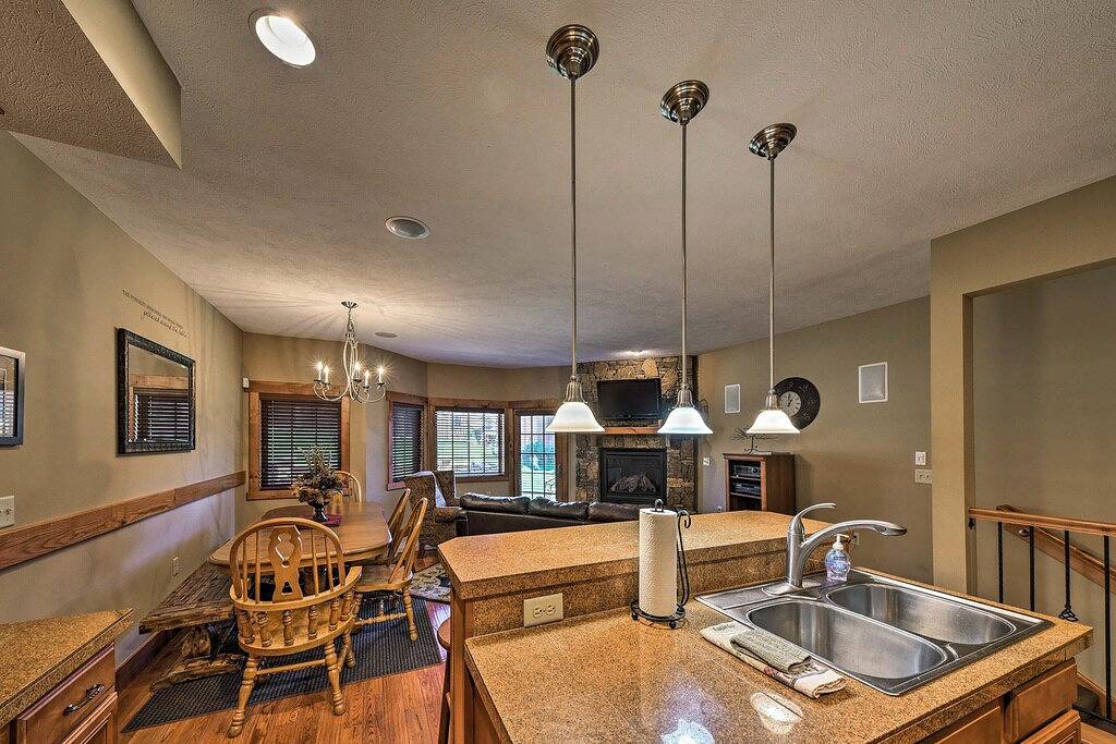 Gemütliches Southwind Seven Springs Home, Ski-In / Ski-Out! in Seven Springs, Pennsylvania